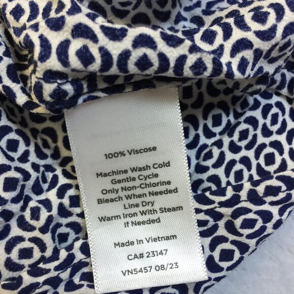 Talbots Blouse Shirt Top Sz M Womans Blue White V-neck Button Front Long Sleeve - Picture 5 of 15